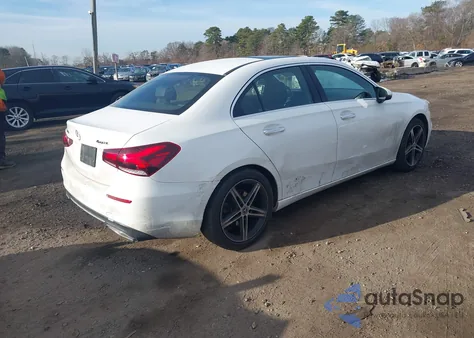 2019 Mercedes-Benz A 220 4Matic из США, поврежденный, VIN WDD3G4FB7KW006232